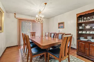 428 Pickwick Pl, Valparaiso, IN 46385 - Photo 9