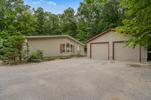 6477 N 450 W, La Porte, IN 46350 - Photo 11