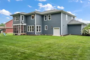 326 W Houghton Dr, Valparaiso, IN 46385 - Photo 65