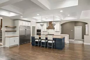 326 W Houghton Dr, Valparaiso, IN 46385 - Photo 9