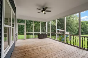326 W Houghton Dr, Valparaiso, IN 46385 - Photo 57