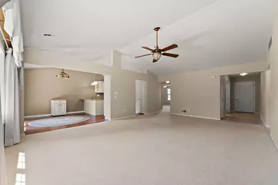 901 Veterans Lane, Crown Point, IN 46307 - Photo 5