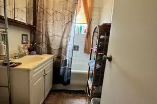 1164 Fillmore St, Gary, IN 46407 - Photo 5