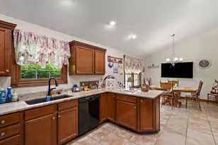 11057 Pleasant Grove Dr, Wheatfield, IN 46392 - Photo 17