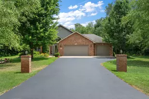 11057 Pleasant Grove Dr, Wheatfield, IN 46392 - Photo 35