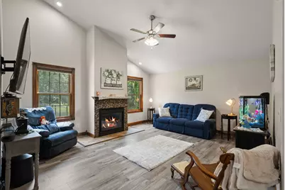 11057 Pleasant Grove Drive, Wheatfield, IN 46392 - Photo 11
