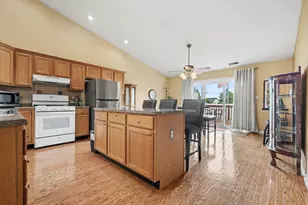 6851 Falcon Dr, Schererville, IN 46375 - Photo 11