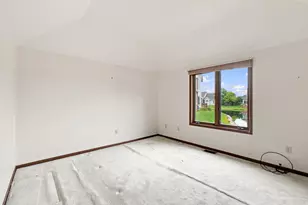 9443 Van Buren St, Crown Point, IN 46307 - Photo 27