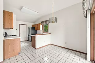 9443 Van Buren St, Crown Point, IN 46307 - Photo 17