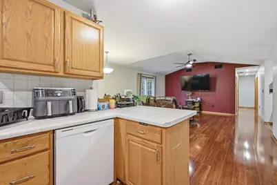 11398 N Pine Court, Wheatfield, IN 46392 - Photo 15