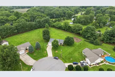 11398 N Pine Court, Wheatfield, IN 46392 - Photo 33