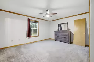 11398 N Pine Ct, Wheatfield, IN 46392 - Photo 31