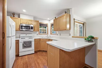 11398 N Pine Court, Wheatfield, IN 46392 - Photo 13