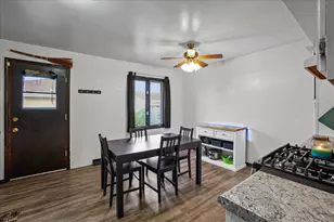 122 N Elmer St, Griffith, IN 46319 - Photo 5