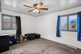 122 N Elmer St, Griffith, IN 46319 - Photo 9