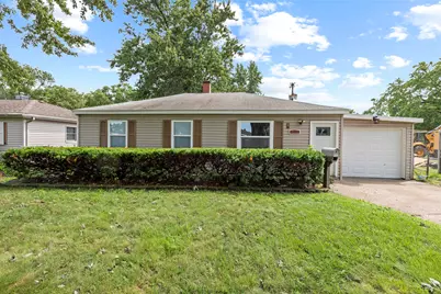 4171 W 39th Avenue, Hobart, IN 46342 - Photo 1