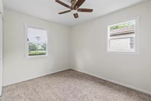 4171 W 39th Ave, Hobart, IN 46342 - Photo 11