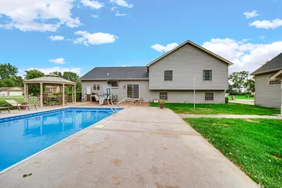 11723 N 557 E, Demotte, IN 46310 - Photo 33