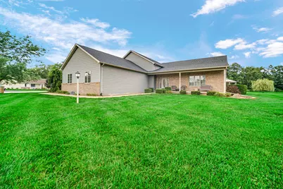 11723 N 557 E, Demotte, IN 46310 - Photo 1