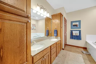 11723 N 557 E, Demotte, IN 46310 - Photo 17