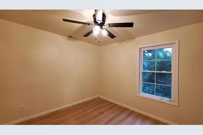 303 E Washington Street, Kentland, IN 47951 - Photo 9