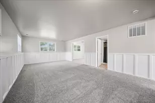 534 Robyn Rd, Valparaiso, IN 46385 - Photo 25