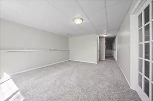 534 Robyn Rd, Valparaiso, IN 46385 - Photo 23