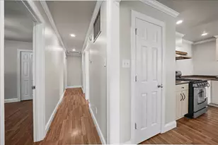 534 Robyn Rd, Valparaiso, IN 46385 - Photo 11