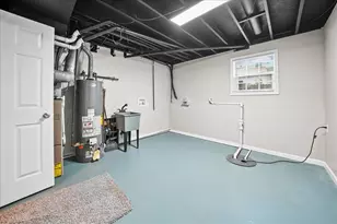 534 Robyn Rd, Valparaiso, IN 46385 - Photo 31