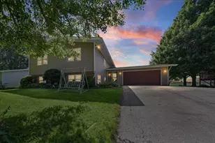 534 Robyn Rd, Valparaiso, IN 46385 - Photo 37