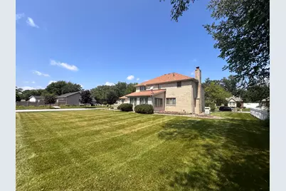 1429 Lakeview Drive, Schererville, IN 46375 - Photo 5