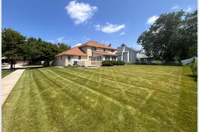 1429 Lakeview Drive, Schererville, IN 46375 - Photo 7