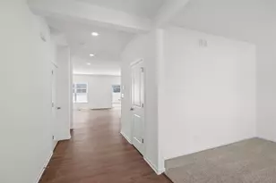 463 E 130th Ave, Crown Point, IN 46307 - Photo 5