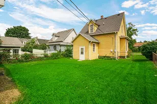 221 S Woodland Ave, Michigan City, IN 46360 - Photo 21