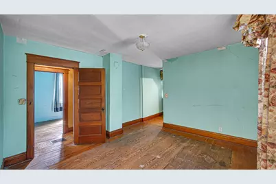 221 S Woodland Avenue, Michigan City, IN 46360 - Photo 13