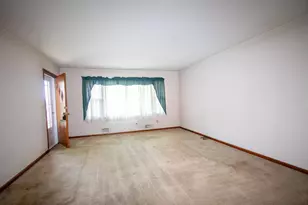 1807 Ohio St, La Porte, IN 46350 - Photo 9