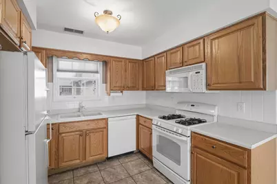 2175 Ramblewood Drive, Highland, IN 46322 - Photo 5