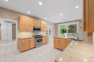 1805 Cheyenne Cir, Valparaiso, IN 46383 - Photo 9