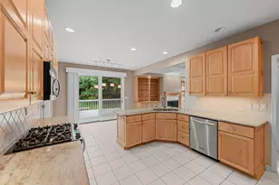 1805 Cheyenne Cir, Valparaiso, IN 46383 - Photo 7