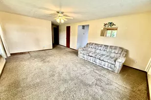 612 S West St, Winamac, IN 46996 - Photo 9