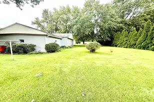 612 S West St, Winamac, IN 46996 - Photo 15