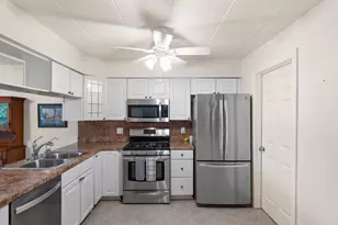 2511 E Lakeshore Dr, Crown Point, IN 46307 - Photo 7