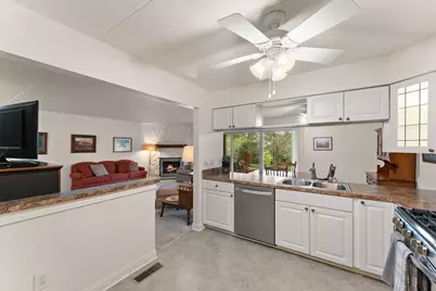 2511 E Lakeshore Drive #A2, Crown Point, IN 46307 - Photo 11