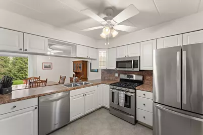 2511 E Lakeshore Drive #A2, Crown Point, IN 46307 - Photo 9