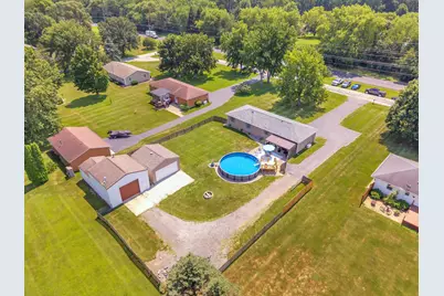 383 W State Road 8, Hebron, IN 46341 - Photo 5