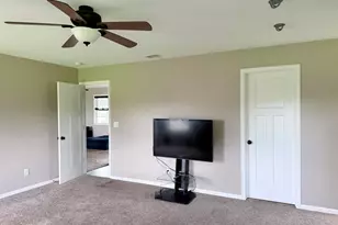 264 S Meadow Ln, Wheatfield, IN 46392 - Photo 21