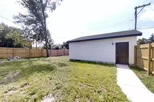 1333 W 21st Ave, Gary, IN 46407 - Photo 31