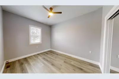 1333 W 21st Avenue, Gary, IN 46407 - Photo 9
