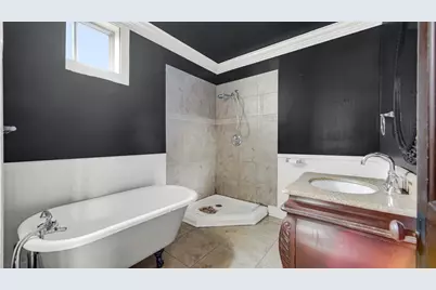 709 E Clark Street, Crown Point, IN 46307 - Photo 11