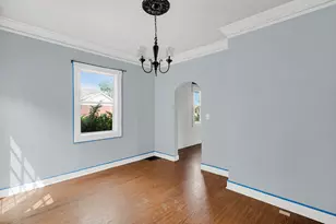 709 E Clark St, Crown Point, IN 46307 - Photo 5